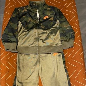 Toddler Nike Camo Jogger set